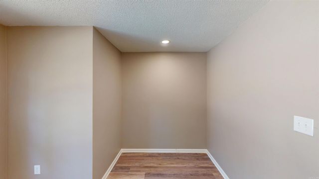 911 Roselee Drive, Paragould, AR 72450