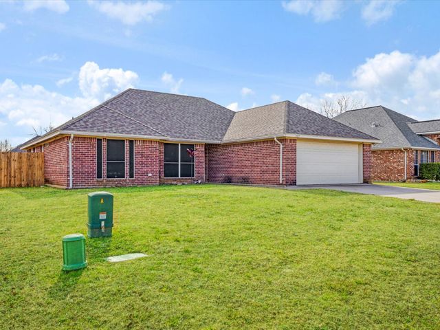 207 Quail Run, Aubrey, TX 76227