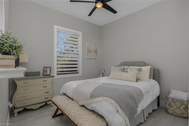 2286 2nd AVE SE, Naples, FL 34117