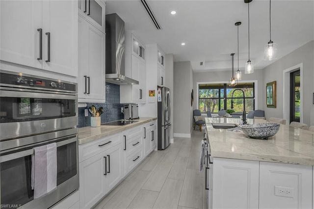 2286 2nd AVE SE, Naples, FL 34117