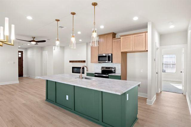 613 Escovedo Drive, Italy, TX 76651