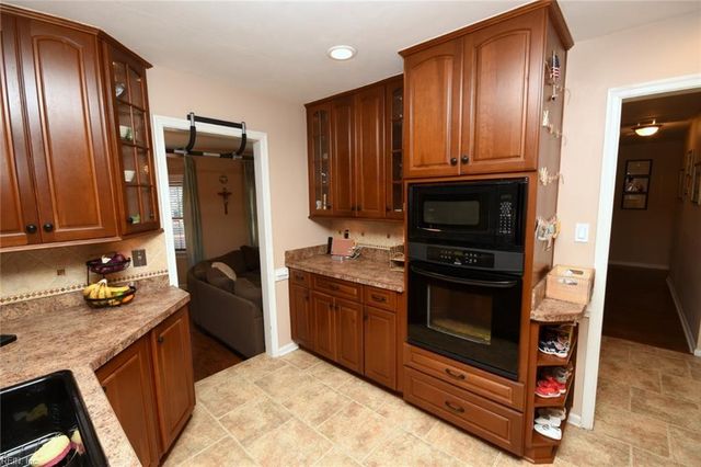 5181 Eagle Run RD, Virginia Beach, VA 23464