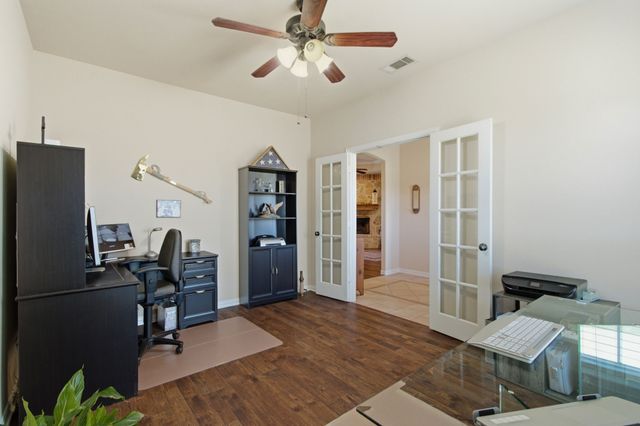 109 Heritage Parkway W, Decatur, TX 76234