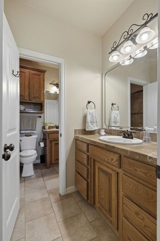 109 Heritage Parkway W, Decatur, TX 76234