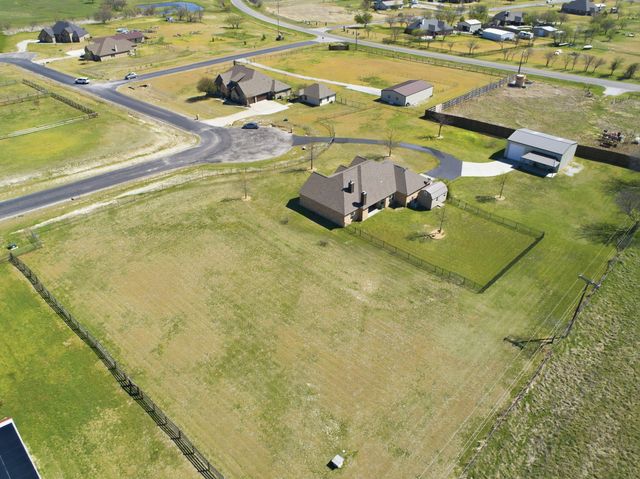 109 Heritage Parkway W, Decatur, TX 76234