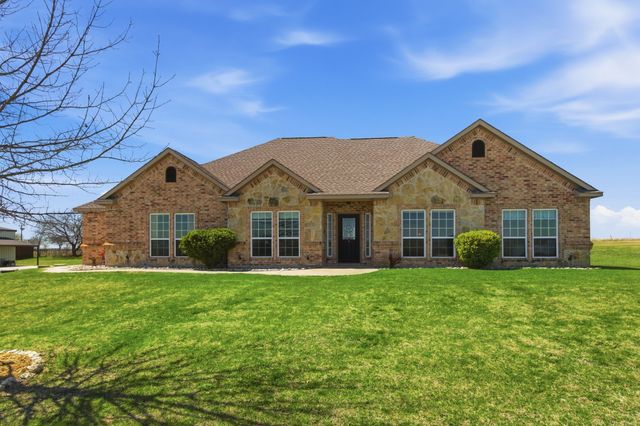 109 Heritage Parkway W, Decatur, TX 76234