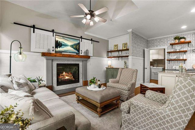 509 Crested Hawk Ridge, Canton, GA 30114