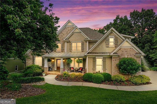 509 Crested Hawk Ridge, Canton, GA 30114