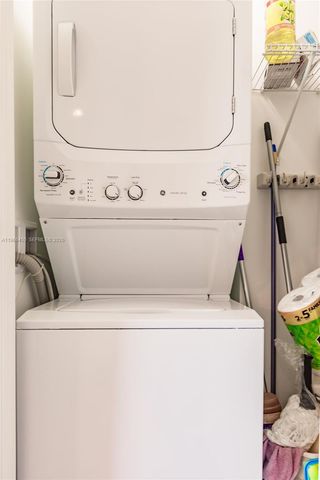 801 S Miami Ave 3703, Miami, FL 33130