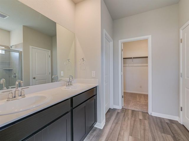 109 Capella WAY, Hutto, TX 78643