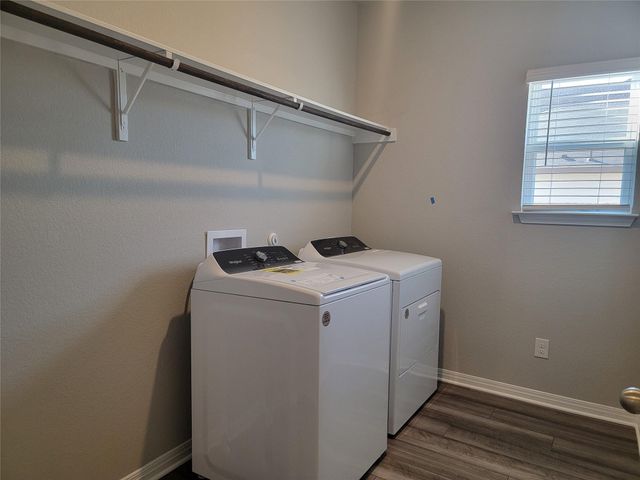 109 Capella WAY, Hutto, TX 78643