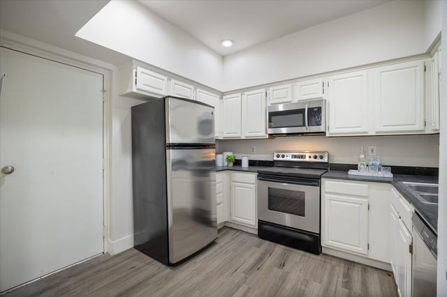 14400 Montfort Drive 503, Dallas, TX 75254