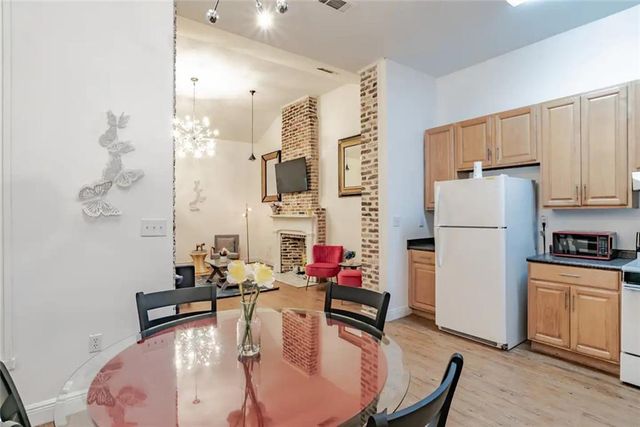 163 State Street B, Mobile, AL 36603