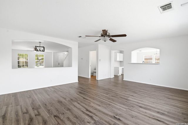 3445 Whisper Bluff, Schertz, TX 78108