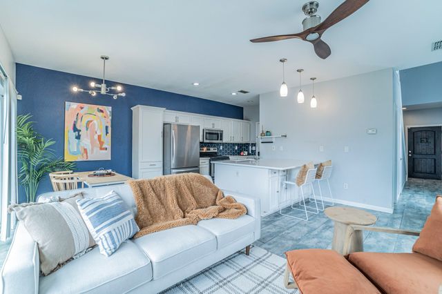 2809 Pasadena Lane, Arlington, TX 76015