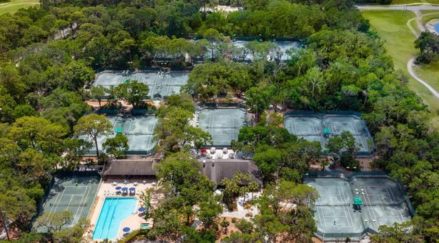 5207 WEDGEWOOD LANE 16, Sarasota, FL 34235