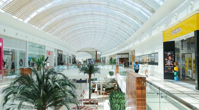 5207 WEDGEWOOD LANE 16, Sarasota, FL 34235