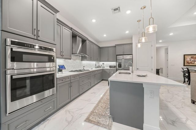 5583 Captiva Lane, Westlake, FL 33470