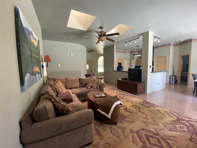 1520 Valerie Drive, Cedar Hill, TX 75104
