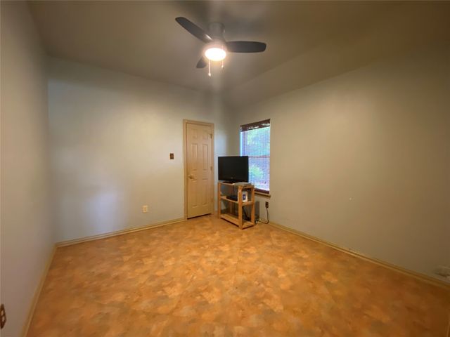 1520 Valerie Drive, Cedar Hill, TX 75104
