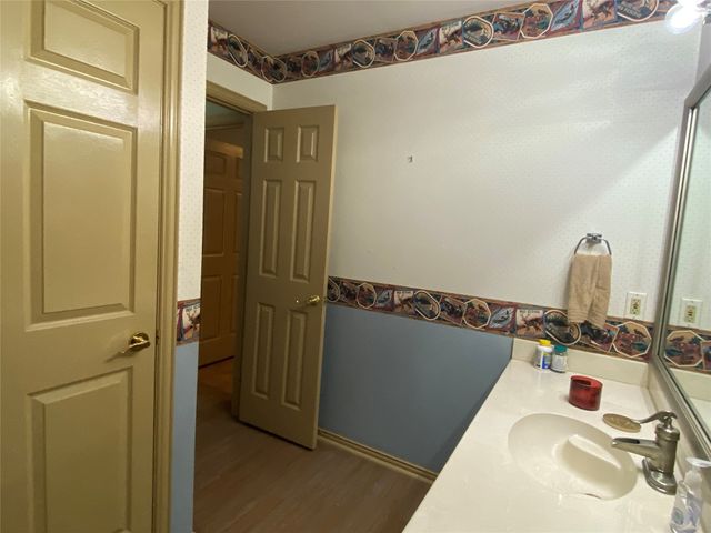 1520 Valerie Drive, Cedar Hill, TX 75104
