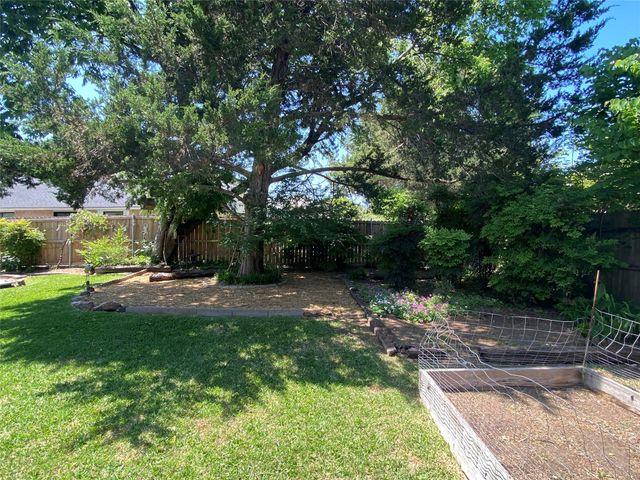 1520 Valerie Drive, Cedar Hill, TX 75104