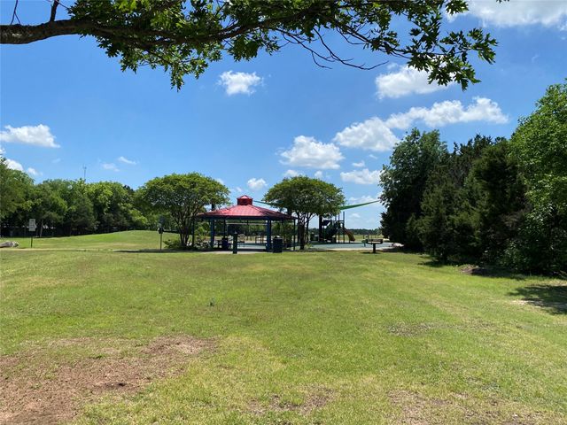 1520 Valerie Drive, Cedar Hill, TX 75104