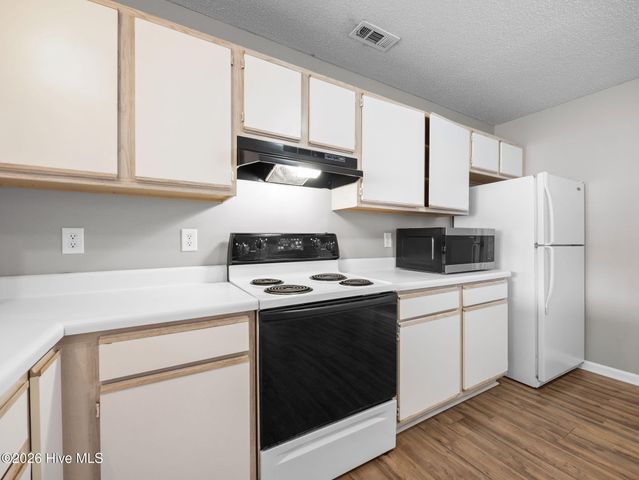 1305 Timberlake Trail, Jacksonville, NC 28546