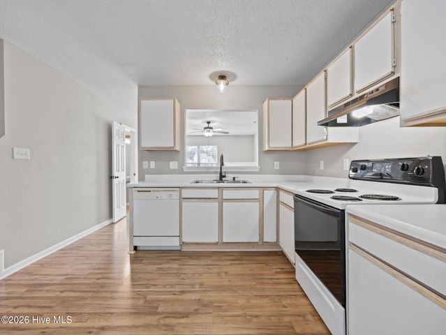 1305 Timberlake Trail, Jacksonville, NC 28546