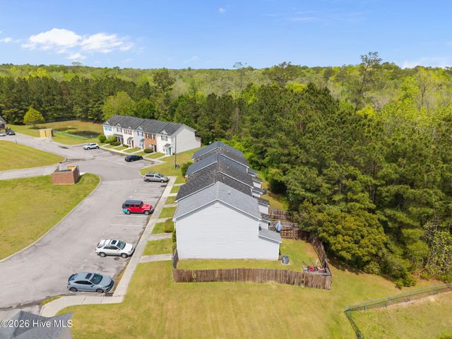 1305 Timberlake Trail, Jacksonville, NC 28546