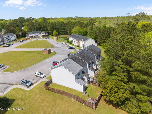 1305 Timberlake Trail, Jacksonville, NC 28546