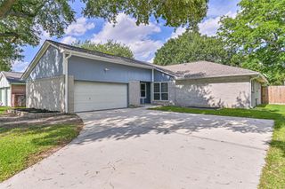 3915 Rosemont Drive, La Porte, TX 77571