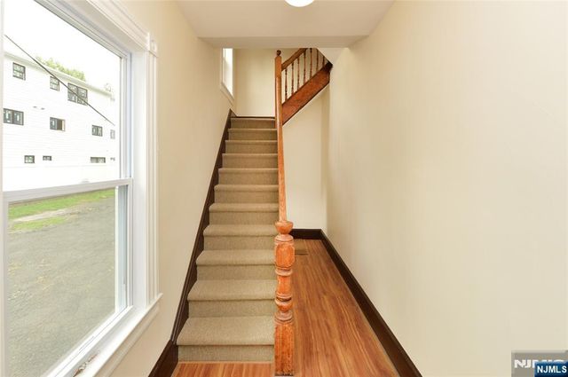 42 Park Avenue, Allendale, NJ 07401