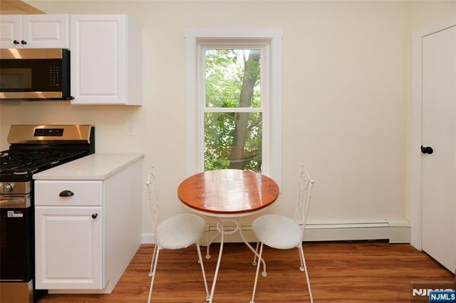 42 Park Avenue, Allendale, NJ 07401
