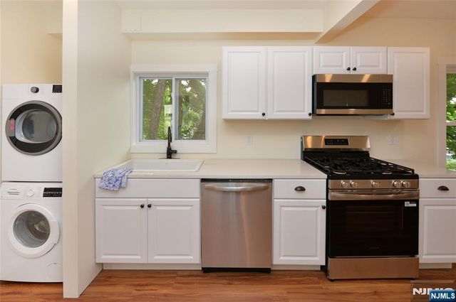 42 Park Avenue, Allendale, NJ 07401