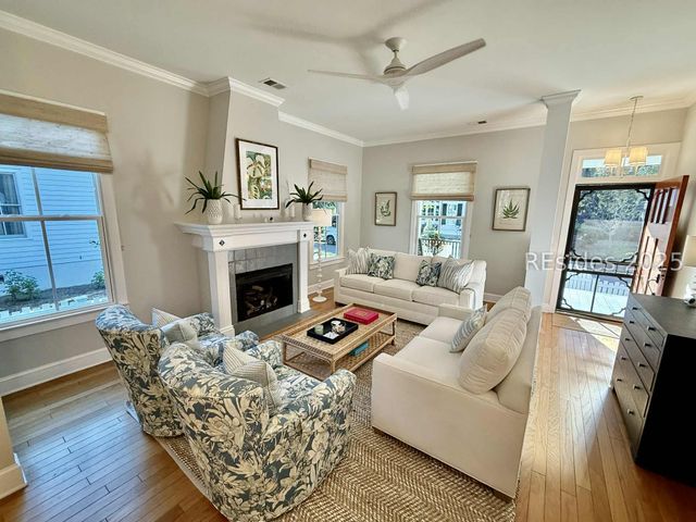 23 Mum Grace, Beaufort, SC 29906