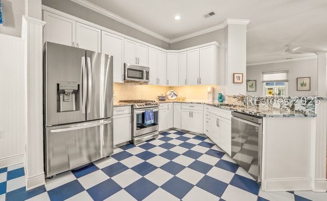 23 Mum Grace, Beaufort, SC 29906