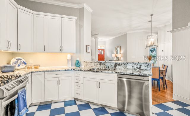 23 Mum Grace, Beaufort, SC 29906