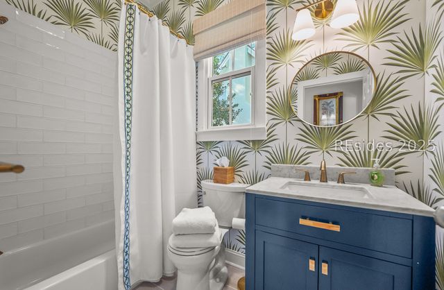 23 Mum Grace, Beaufort, SC 29906