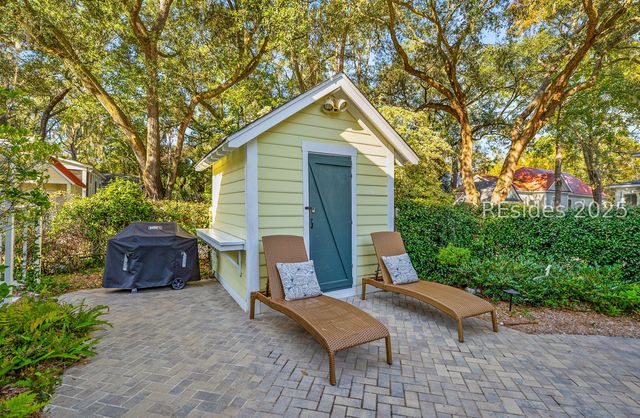 23 Mum Grace, Beaufort, SC 29906