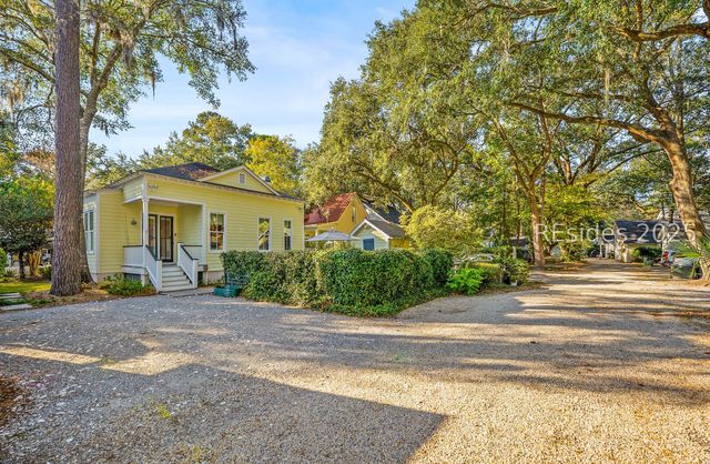 23 Mum Grace, Beaufort, SC 29906