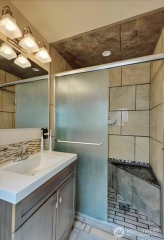 7822 50th Street E, Fife, WA 98424