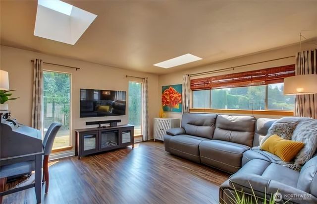 7822 50th Street E, Fife, WA 98424