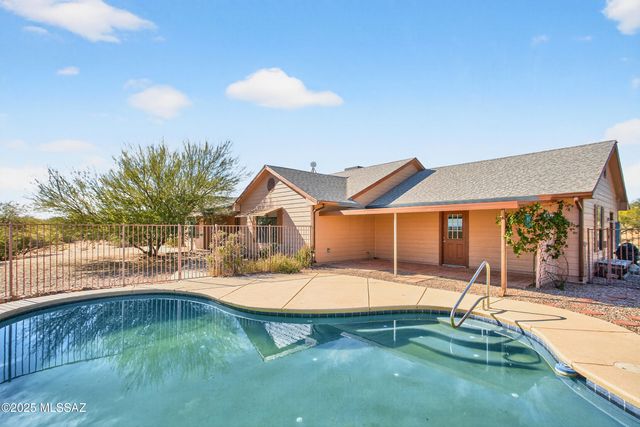 1171 S Vía Coyote, Benson, AZ 85602