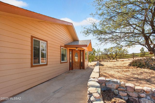 1171 S Vía Coyote, Benson, AZ 85602