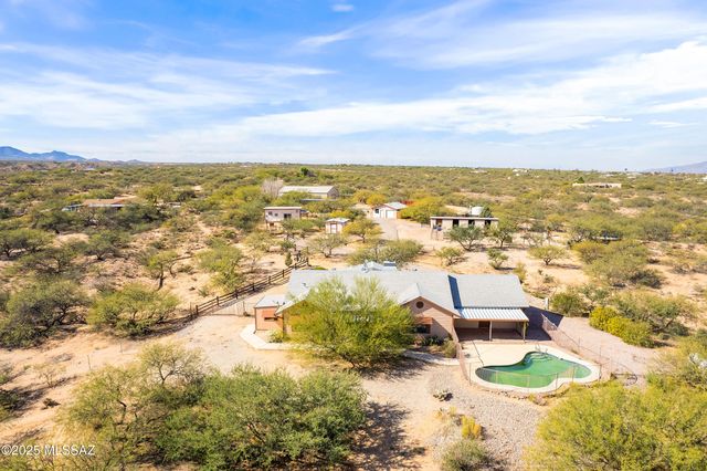 1171 S Vía Coyote, Benson, AZ 85602