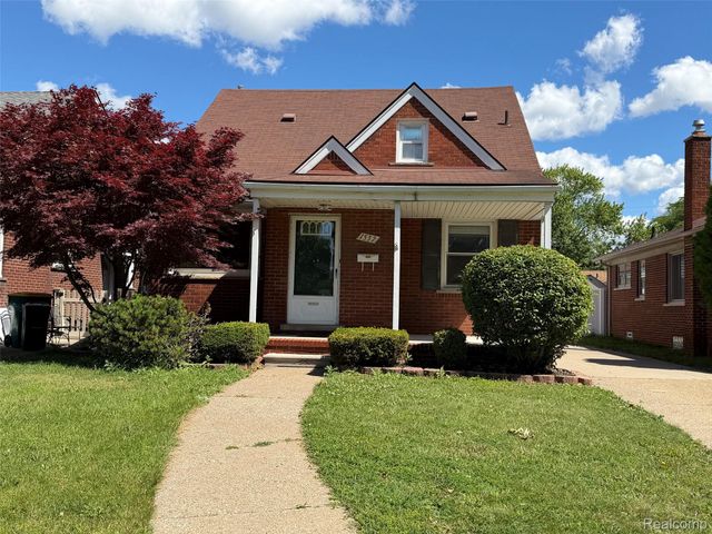 1532 Superior Boulevard, Wyandotte, MI 48192