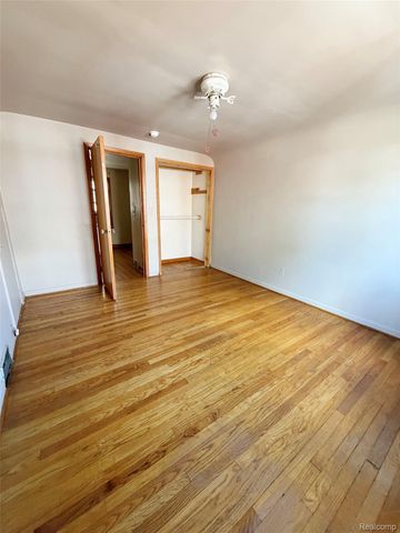 1532 Superior Boulevard, Wyandotte, MI 48192