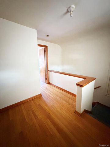 1532 Superior Boulevard, Wyandotte, MI 48192