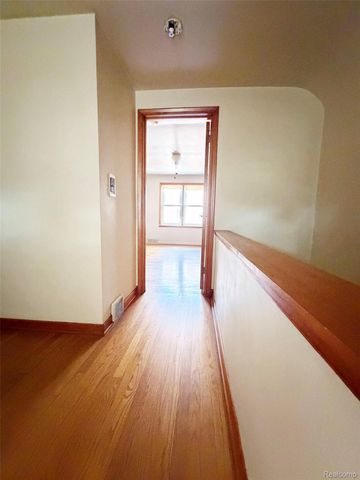 1532 Superior Boulevard, Wyandotte, MI 48192